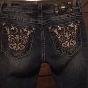 Miss Me 28 cuffed capri